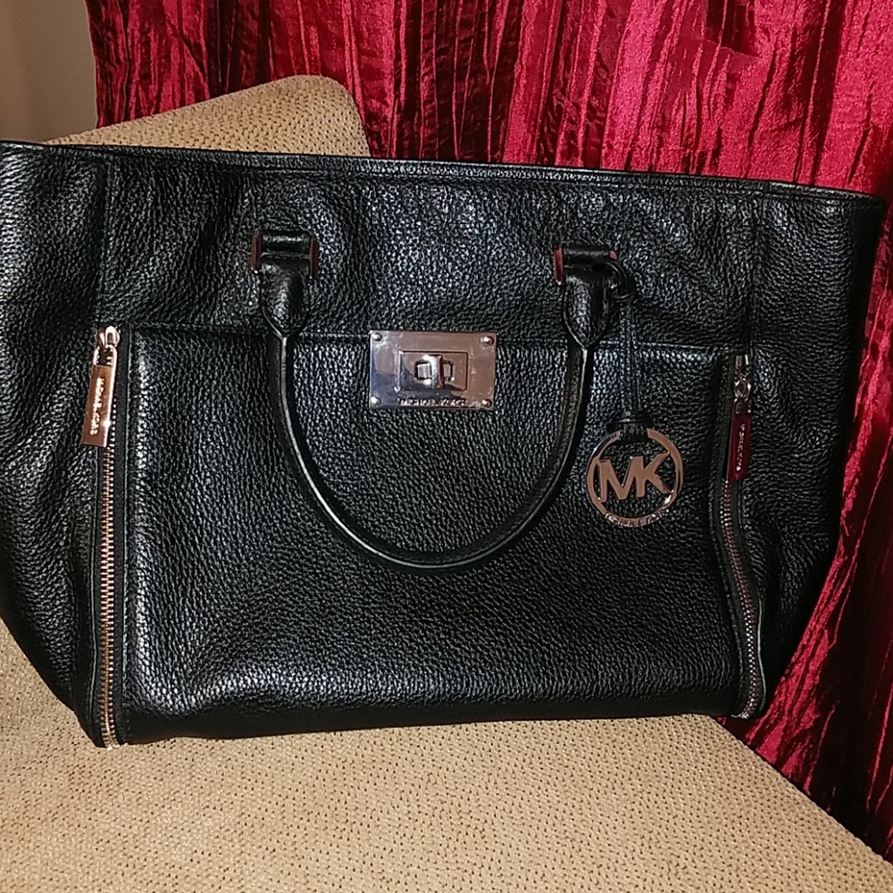 Michael Kors Tote